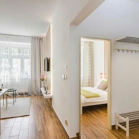 With Sunny Garden By Michal&friends Apartment Prague