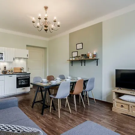 Apartman With Sunny Garden By Michal&friends *