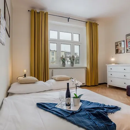Apartman With Sunny Garden By Michal&friends