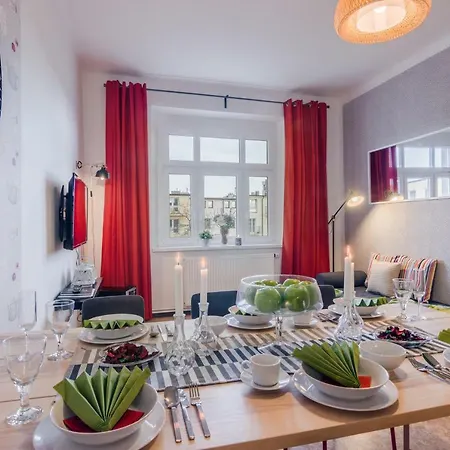 With Sunny Garden By Michal&friends Apartman *
