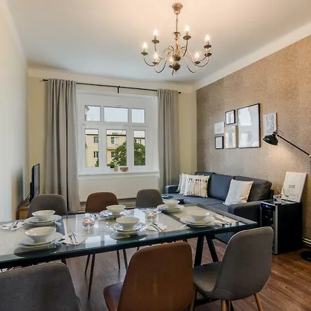 Apartment With Sunny Garden By Michal&friends *