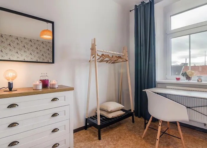 With Sunny Garden By Michal&friends Appartement