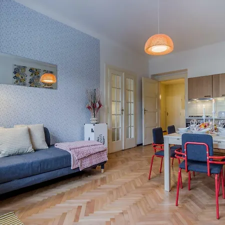 With Sunny Garden By Michal&friends Appartamento Praga