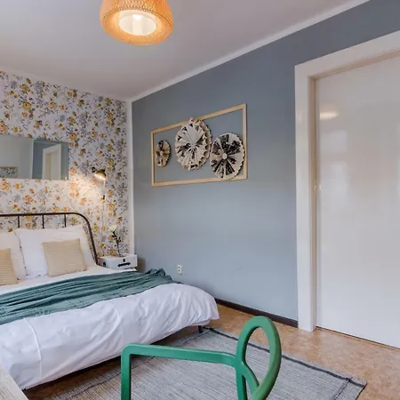 Appartamento With Sunny Garden By Michal&friends Praga